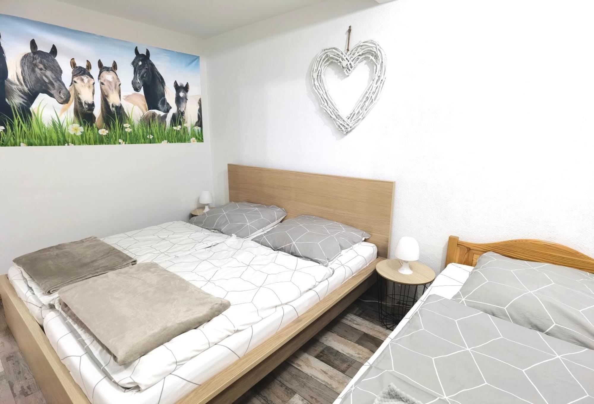 Ferienwohnung - Appartement "Painted Horse" Im Herzen Des Pfaelzer Waldes Reichenbach-Steegen Eksteriør bilde